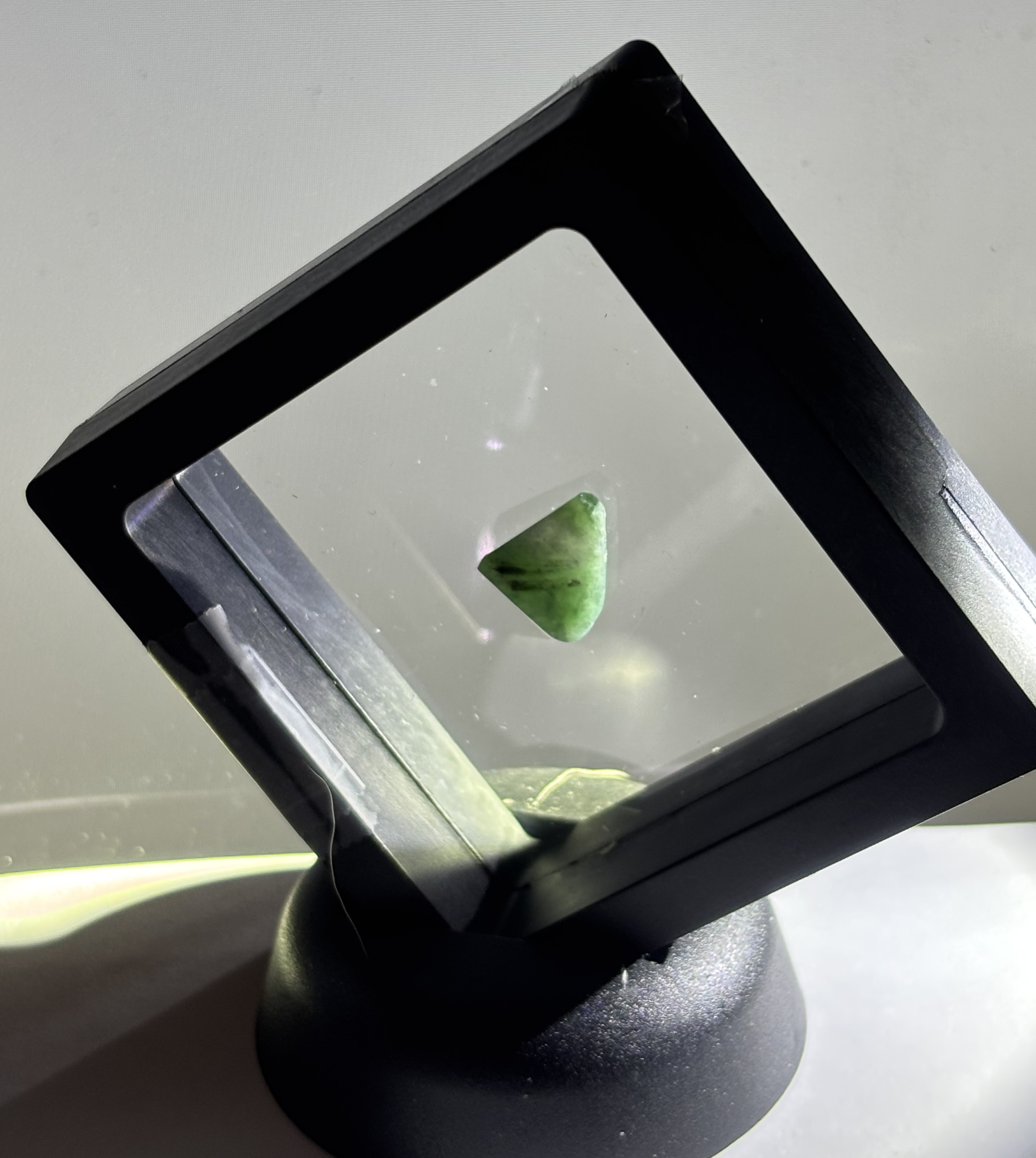 5.10 ct Fei Cui Type A Burmese jadeite gemstone, close-up view